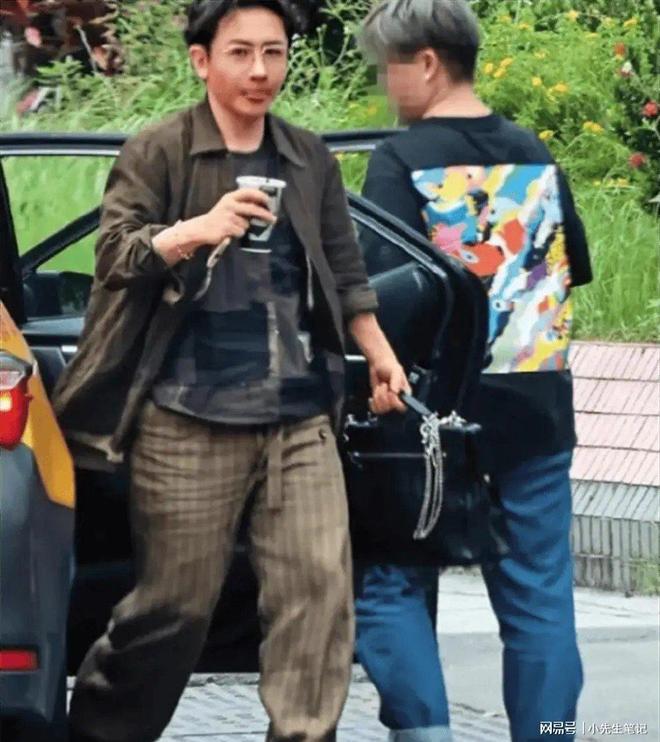 一年瘦脱相再多的钱也难买健康开元棋牌试玩49岁刘谦抗癌(图17)