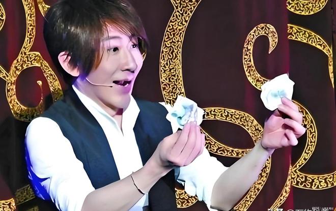 一年瘦脱相再多的钱也难买健康开元棋牌试玩49岁刘谦抗癌(图4)